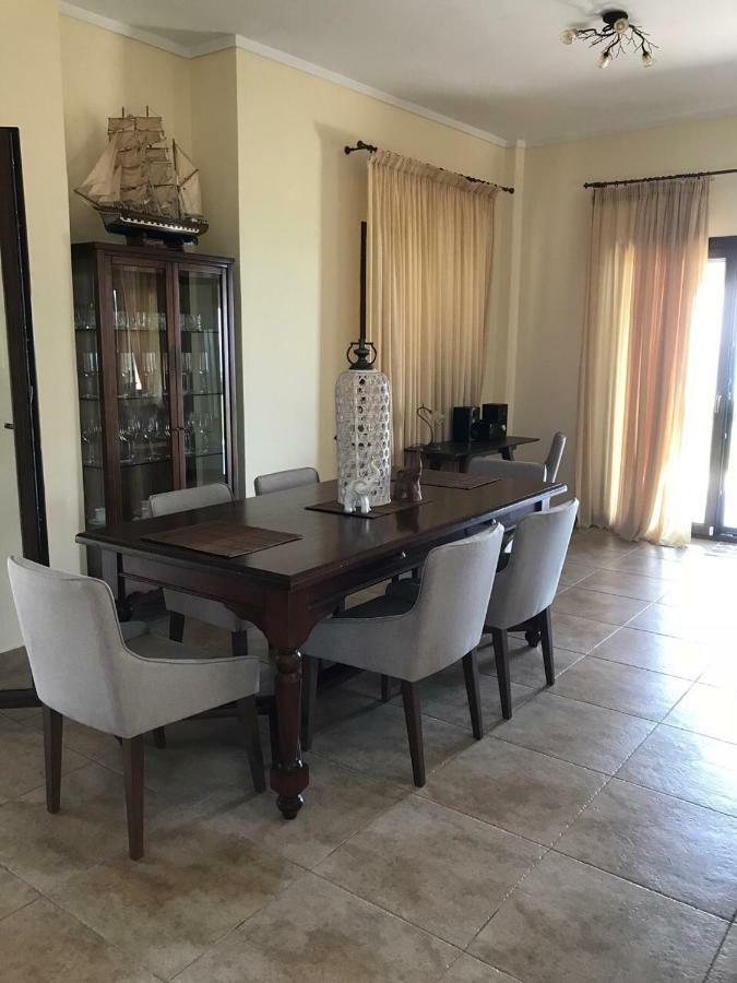 M Varkes Villa Néa Mudaniá Kültér fotó